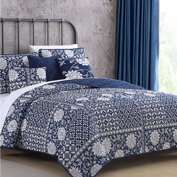 Bedding 6 Piece Quilt Set Poshmark